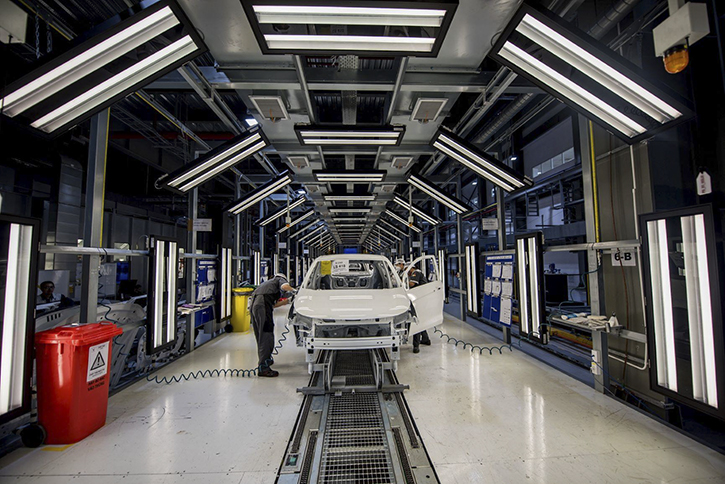 Nhà máy VinFast đã sản xuất được hơn 15.000 ô tô và 45.000 xe máy điện.