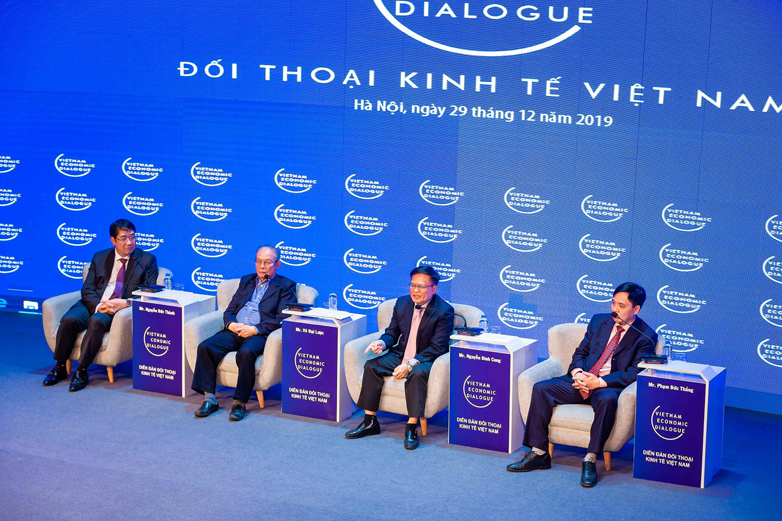 Diễn đàn Đối thoại kinh tế Việt Nam 2020 ngày 29/12 tại Hà Nội. (Ảnh: Diễn Tú)