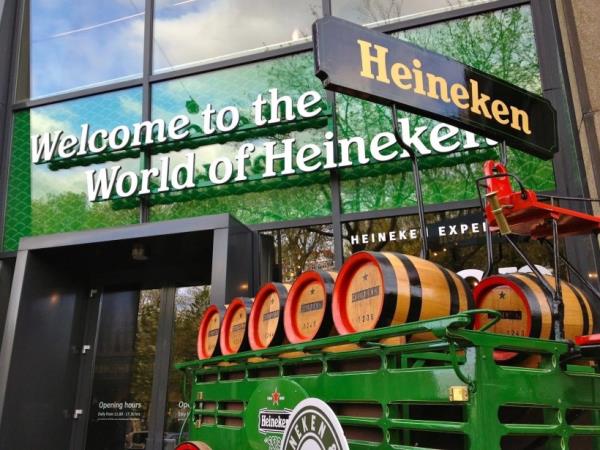 Heineken bị truy thu tiền thuế hơn 917 tỷ đồng. (Ảnh: Heineken)