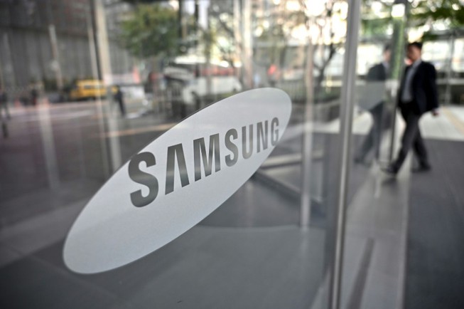 Chủ tịch và phó chủ tịch điều hành Samsung đều bị kết án 1,5 năm tù vì ngăn cản nhân viên bộ phận chăm sóc khách hàng hoạt động công đoàn. Ảnh: AFP