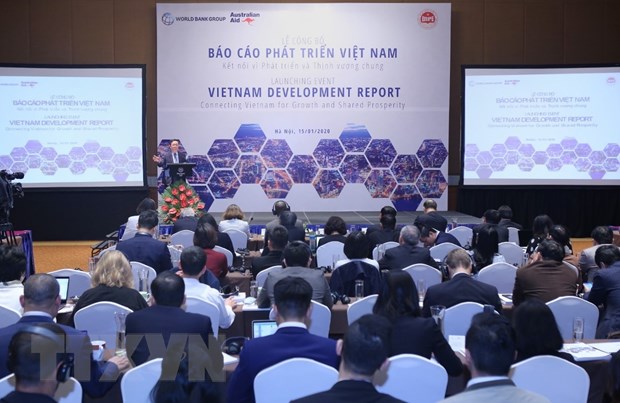 Công bố báo cáo “Việt Nam: Kết nối chuỗi giá trị nhằm nâng cao năng lực cạnh tranh thương mại,” do Ngân hàng Thế giới thực hiện. (Ảnh:TTXVN)